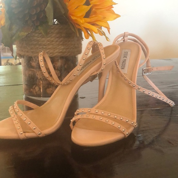 Steve Madden Blush Wish Heels - Picture 2 of 5